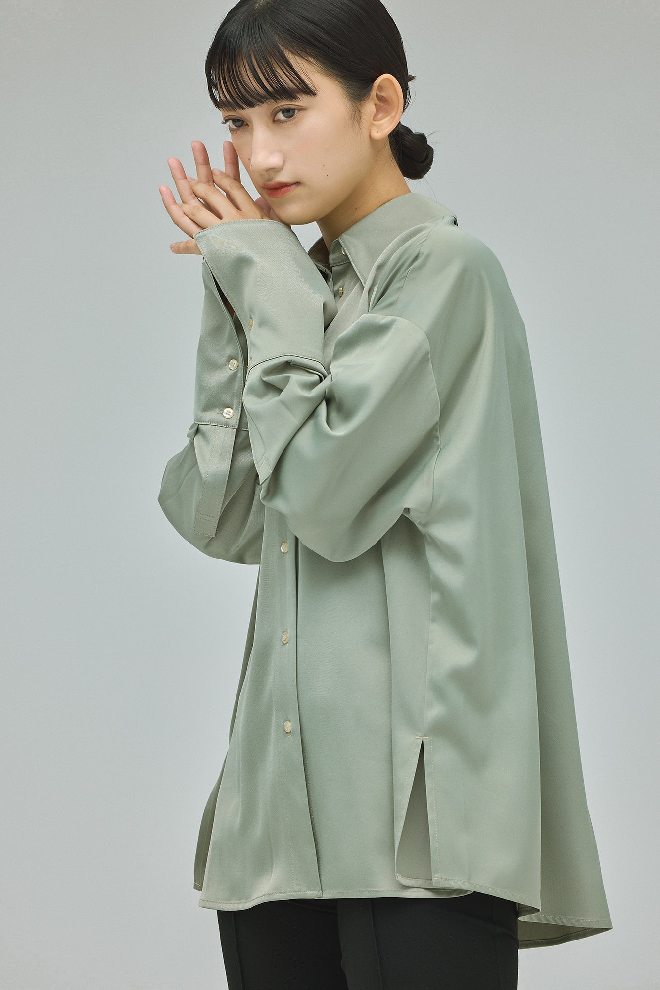 【SALE】satin shirt